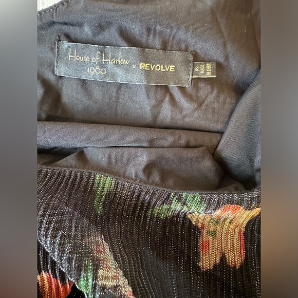 x REVOLVE Kellen Blouse in Noir Floral Multi - Picture 4 of 4